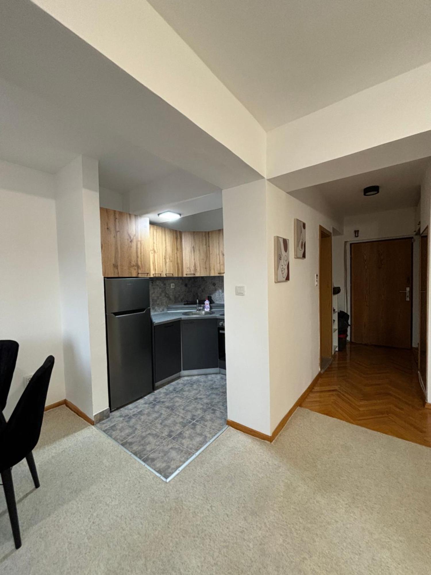 Urban Loft Apartment สโกเปีย ภายนอก รูปภาพ